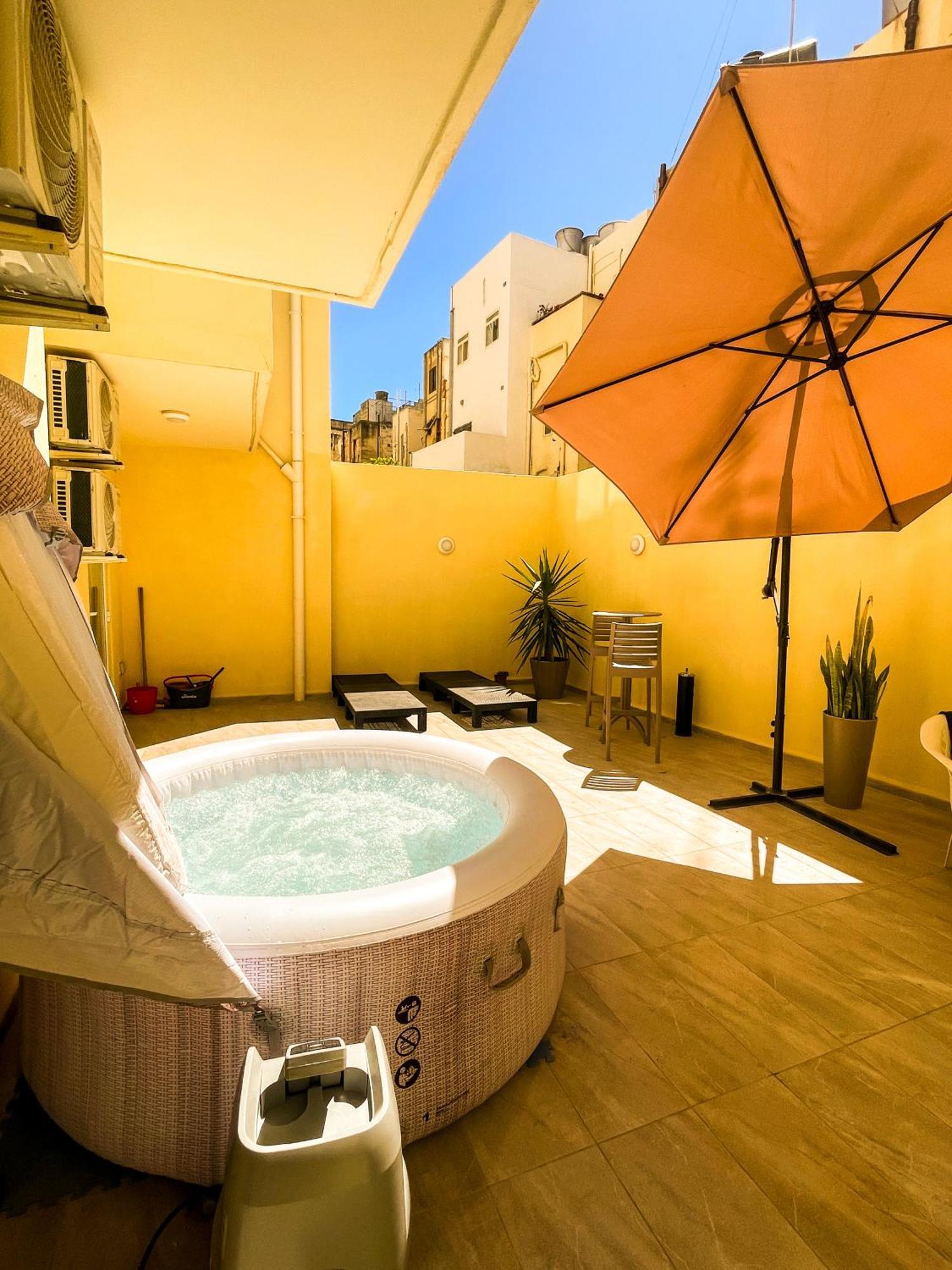Sliema Jacuzzi Flat Apartment Exterior photo